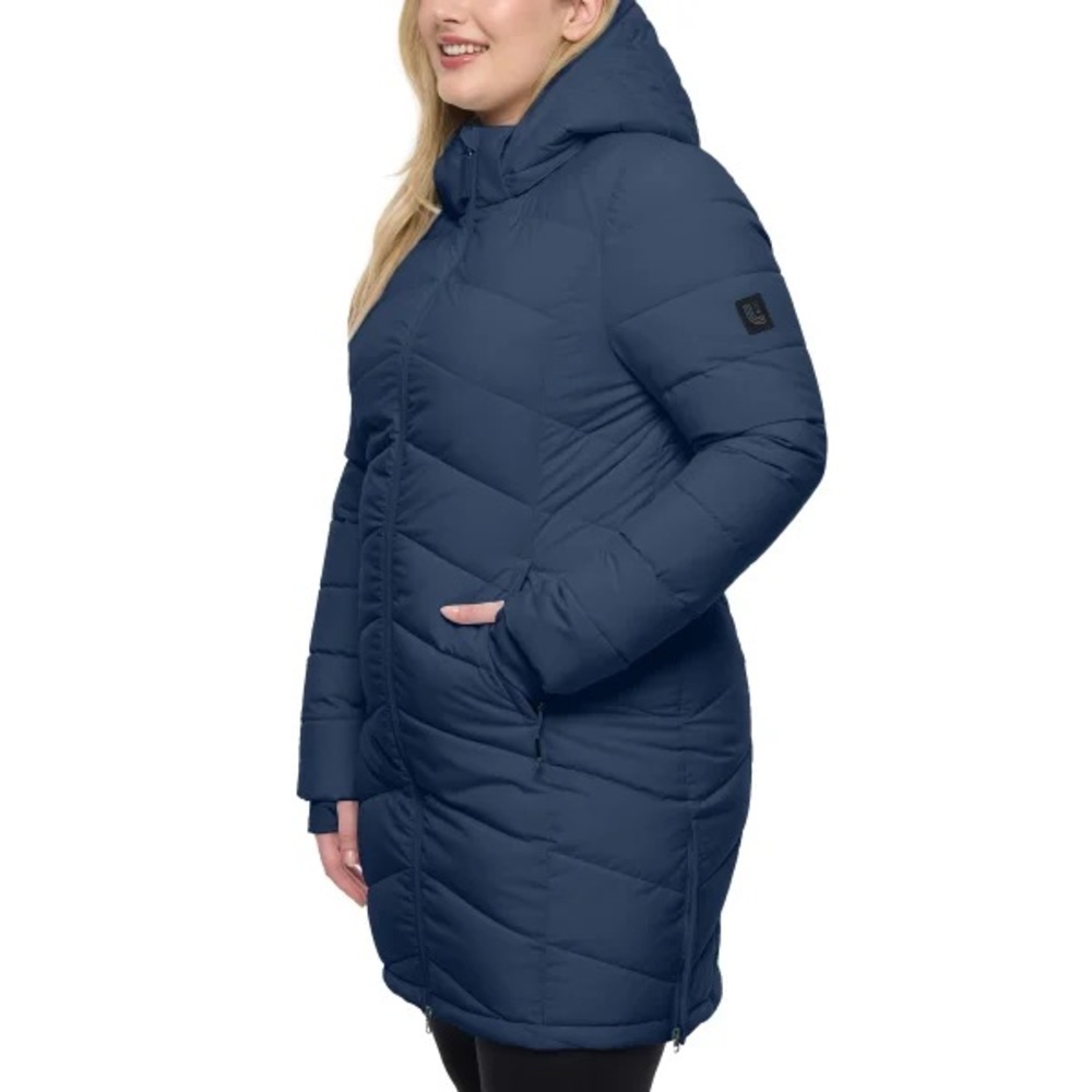 Lolë - Women's Long Packable Puffer Jacket - Picture 7 of 12